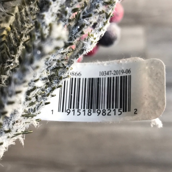 Ashland Christmas Artificial Frosted Bush - Picture 7 of 9